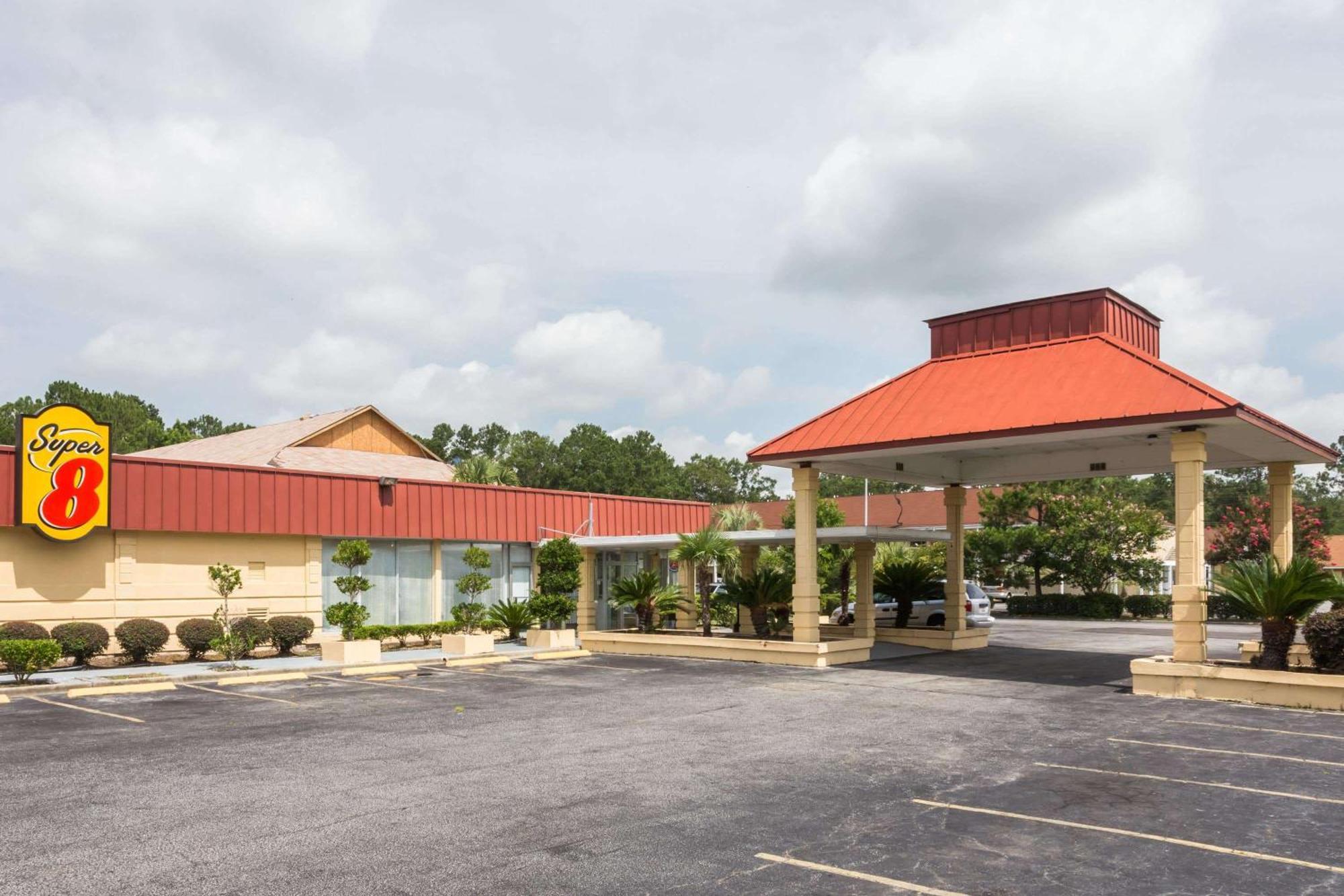 Super 8 By Wyndham Hardeeville - Savannah North Dış mekan fotoğraf